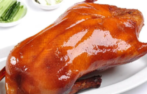 北京烤鴨創(chuàng)業(yè)秘籍：品質(zhì)堅守+創(chuàng)新靈魂，如何玩轉(zhuǎn)傳統(tǒng)美食？