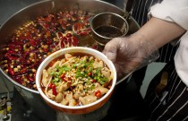 如何讓傳統(tǒng)四川冒菜麻辣燙在競爭激烈的市場(chǎng)中熱辣逆襲？