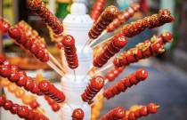 賣糖葫蘆一串利潤(rùn)多少？揭秘糖葫蘆的賺錢秘密！