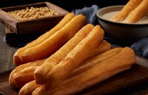 油條培訓專業(yè)機構(gòu)哪家好？想學習油條技術(shù)，專業(yè)機構(gòu)的選擇至關(guān)重要！