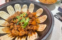 掌握地鍋雞的獨特烹飪技巧，開創(chuàng)屬于你的餐飲事業(yè)