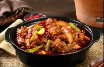 學(xué)習(xí)砂鍋菜技藝，掌握獨(dú)特風(fēng)味，開啟美食之旅！