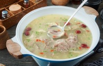 想學做砂鍋？選擇專業(yè)培訓，快速學會正宗技藝