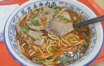哪里學(xué)蘭州拉面最好？找對培訓(xùn)機構(gòu)，輕松學(xué)會做出美味！