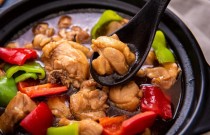 如何看待黃燜雞加盟費(fèi)價(jià)格？全方位解析加盟費(fèi)用構(gòu)成與盈利模式！