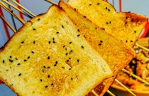 烤面包片的做法：如何烤出外脆內(nèi)軟的美味面包片？