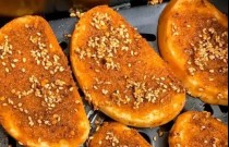 燒烤饃片的做法：外脆內軟，美味又獨特的燒烤小吃