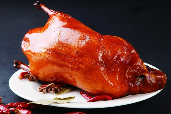 想學(xué)北京烤鴨，哪里學(xué)習(xí)效果最佳？讓你輕松掌握這門技藝！