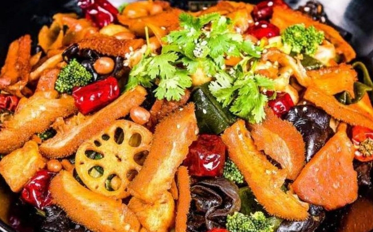 唐山哪里可以學(xué)麻辣燙？廚仟藝教你做地道麻辣燙！