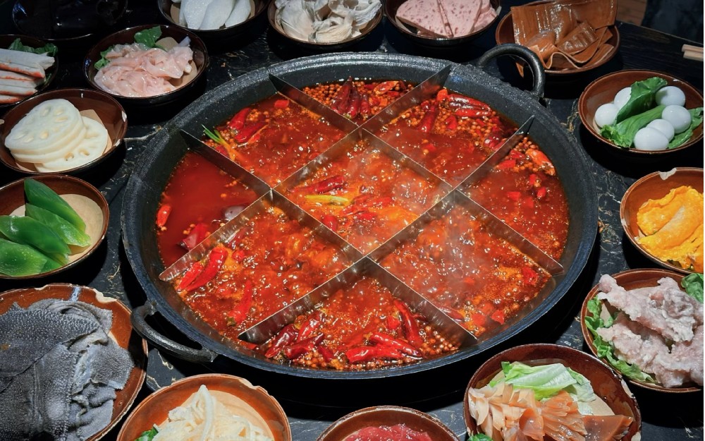 學火鍋技術哪里有培訓班？廚仟藝助您輕松掌握火鍋精髓！