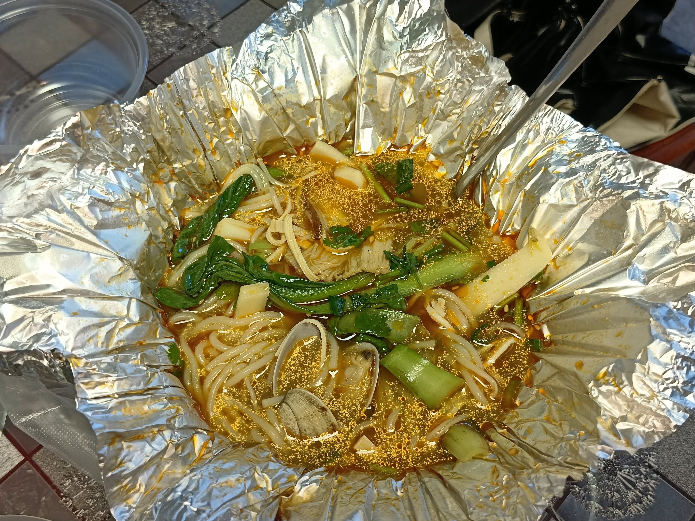 錫紙花甲米線做法揭秘！業(yè)內(nèi)大廚教你3大關(guān)鍵步驟，錯(cuò)一步就失??！