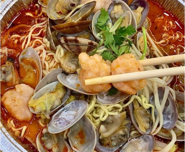 花甲粉培訓(xùn)學(xué)費(fèi)是多少？避坑指南+正宗做法，教你3天掌握開店技巧！