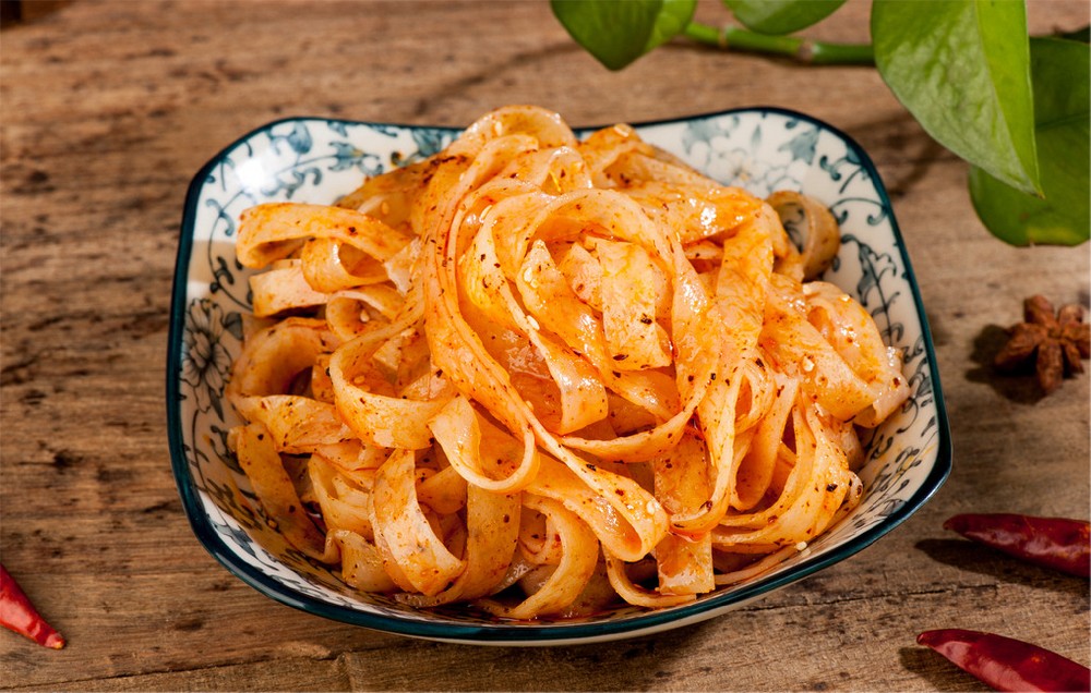 搟面皮培訓多少錢？學費、課程內(nèi)容全解析，選錯機構(gòu)白花冤枉錢！