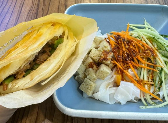 涼皮肉夾饃實體店教學(xué)揭秘！創(chuàng)業(yè)者必看，避開常見陷阱！