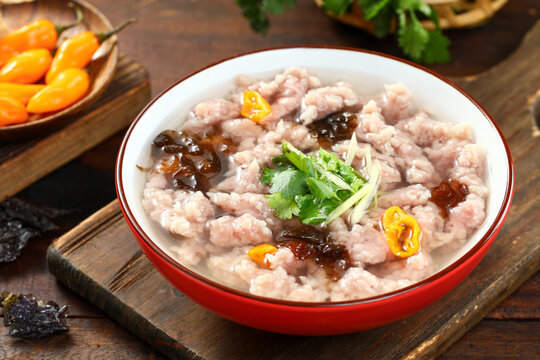 福鼎肉片賣10元一碗利潤大嗎？真能掙錢，還是想多了！