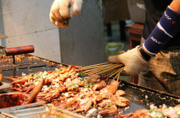 最省事的小吃擺攤？怎么選，才能輕松賺錢！